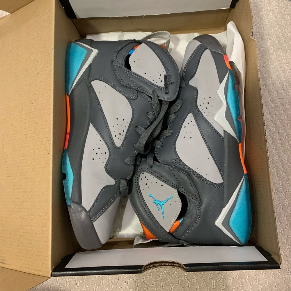 Jordan 7 retro “Barcelona days” size 6.5y